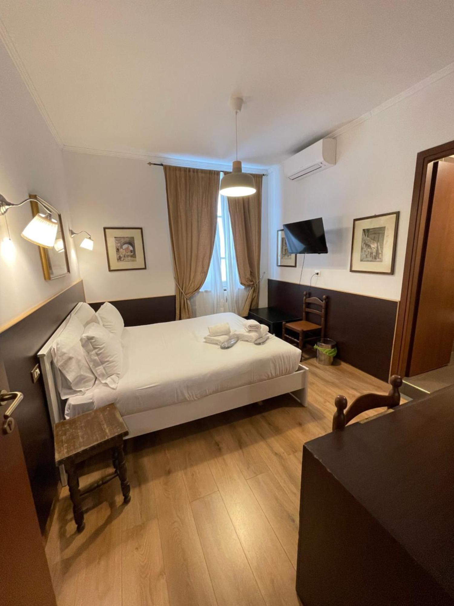 Gold House Hotel Rome Exterior photo